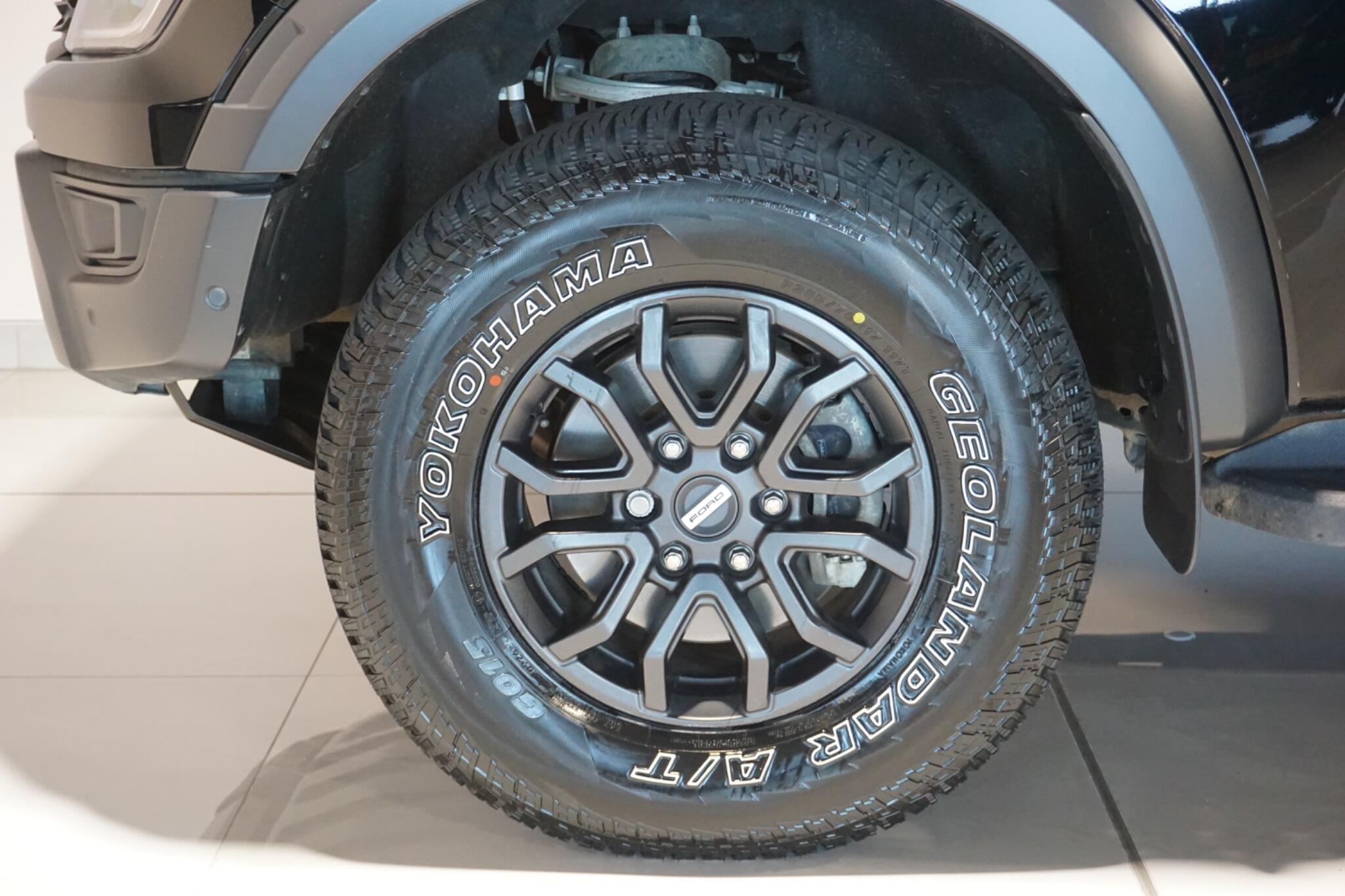 Ford Ranger 2.0 EcoBlue Raptor Pickup Double Cab 4dr Diesel Auto 4WD Euro 6 (s/s) (210 ps)